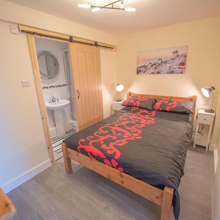 Modern Apartment In Town Centre Skipton Bagian luar foto